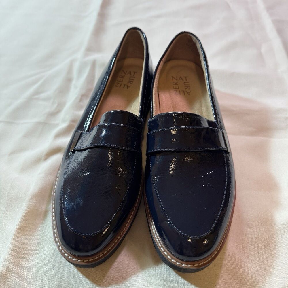 Naturalizer Emiline Navy Patent Leather Loafers US 8M Comfort Shoes